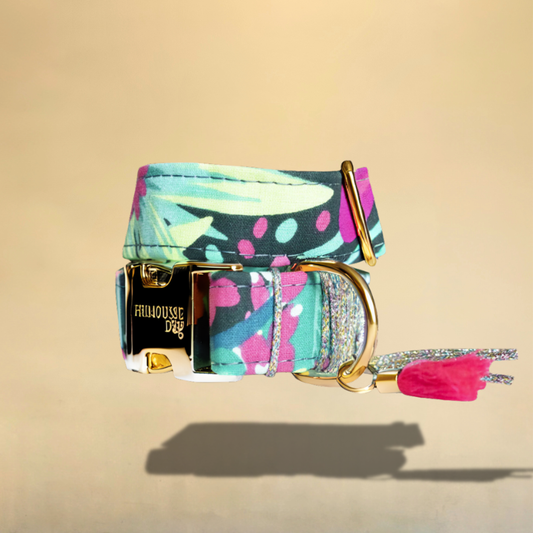 Collier pour chien fleuri Anna – Pompon fuchsia